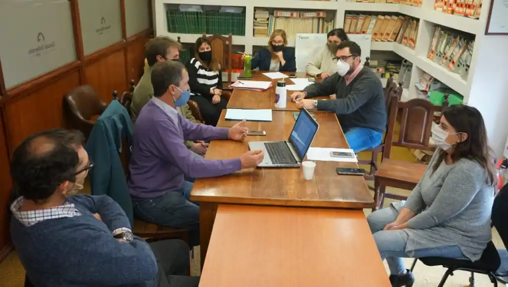 El tren de reuniones sobre la modificación de la ordenanza de aplicaciones suma actores