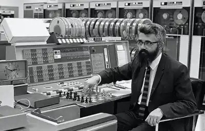 McCarthy fundó el laboratorio de inteligencia artificial de Stanford con apoyo del Departamento de Defensa