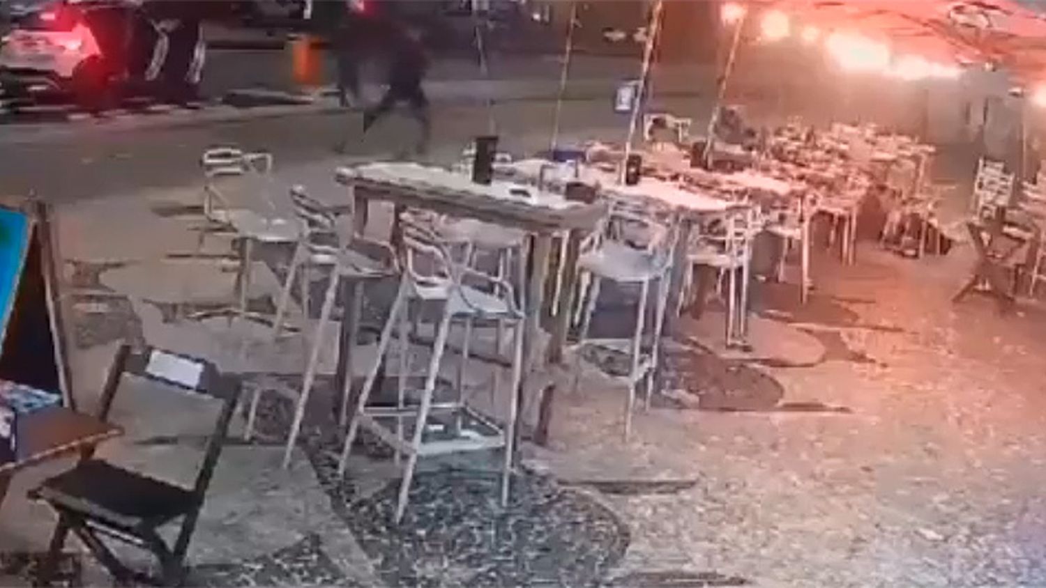 Sicarios ejecutaron a tres médicos en un bar de Rio de Janeiro: video