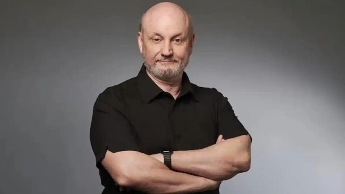 El director y guionista argentino Juan José Campanella contó una curiosa anécdota sobre cómo logró introducir jamón ibérico en la aduana sin que pasara por el escáner del aeropuerto.