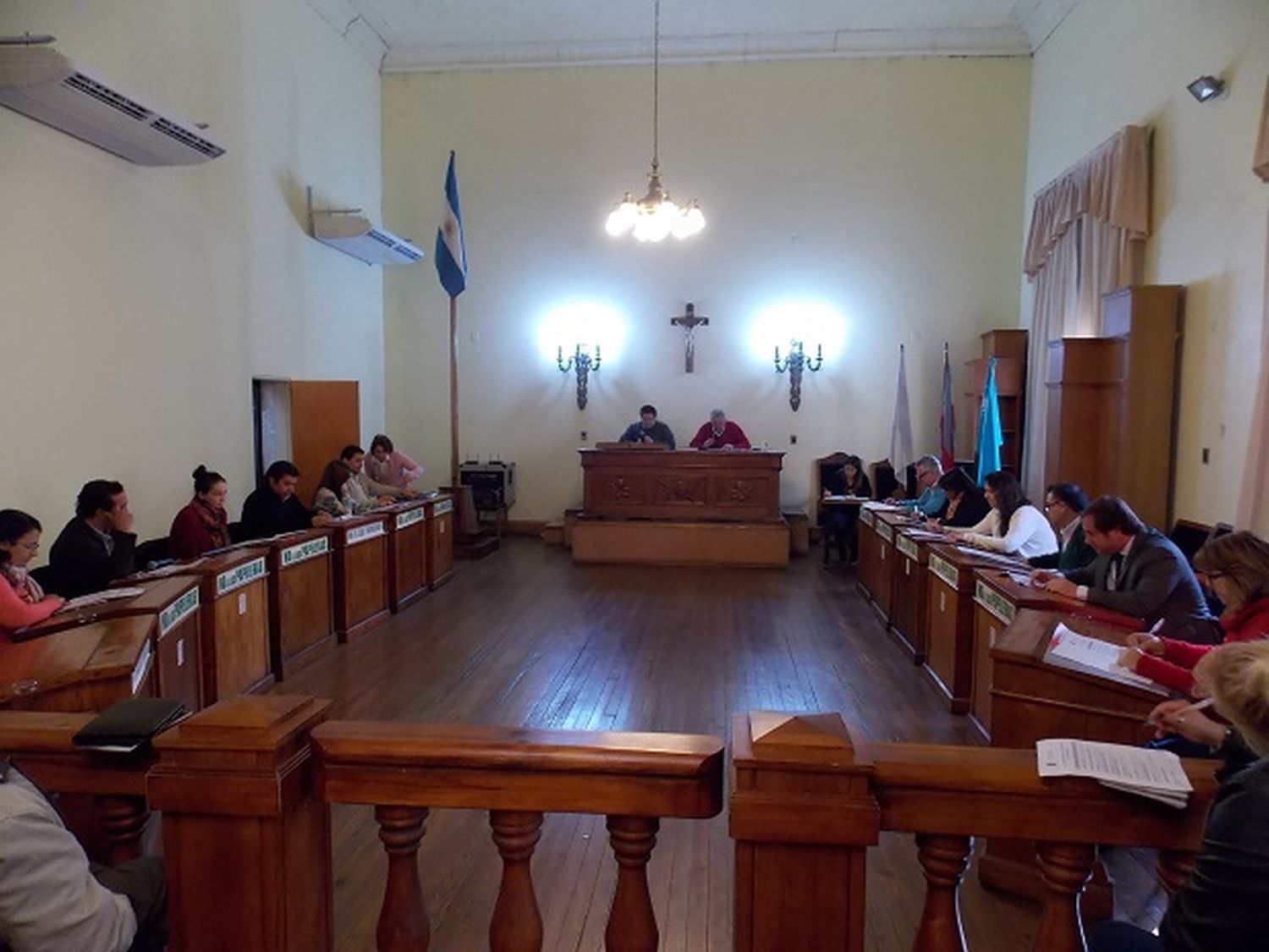 Convocatoria de concejales de la oposición para trabajar sobre la Carta Orgánica