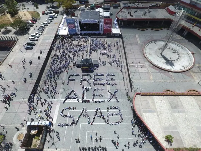ALEX SAAB: red de influencers en Twitter manipula el hashtag #freealexsaab