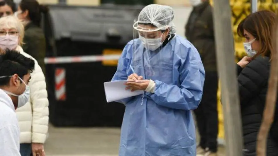 Murieron 297 personas y 32.171 fueron reportadas con coronavirus en el país
