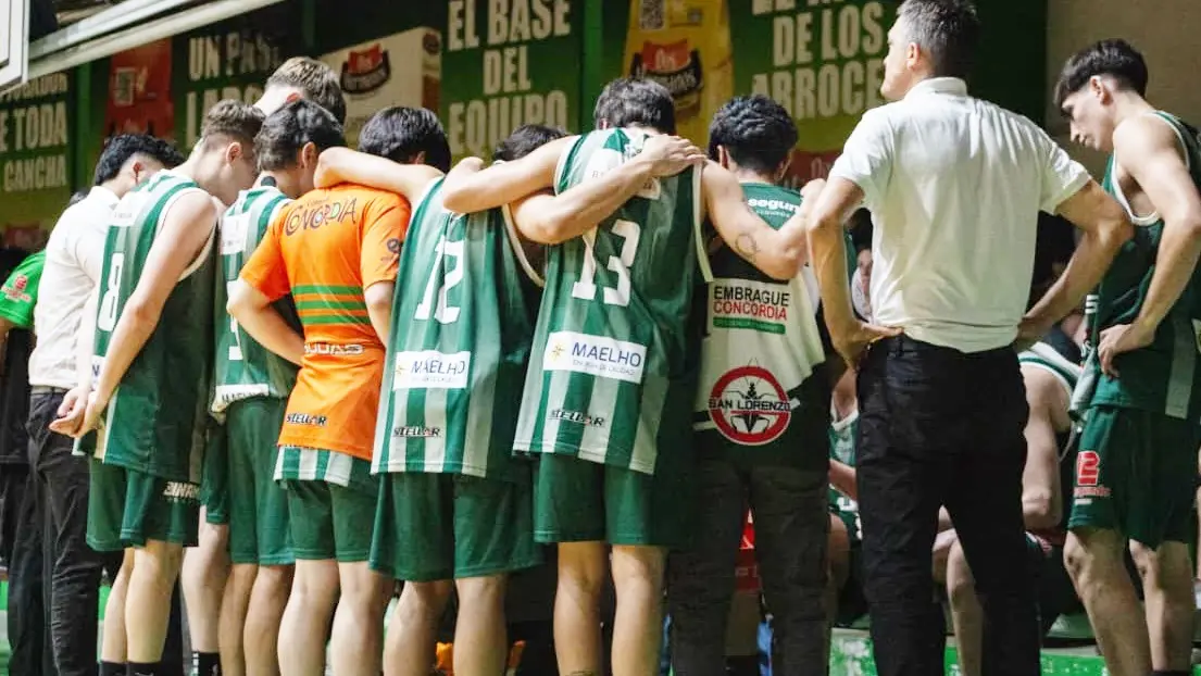 Estudiantes con el objetivo de la Liga Federal 2026 tras caer ante Urquiza