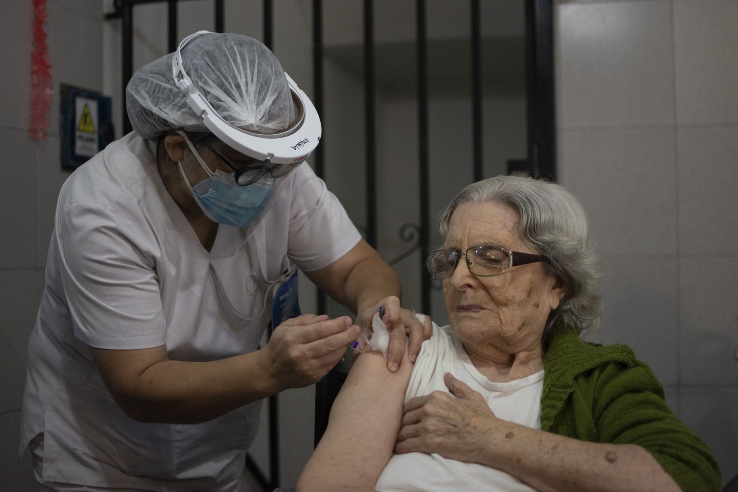 Santa Fe lleva aplicadas más de 136 mil dosis de vacunas antigripales