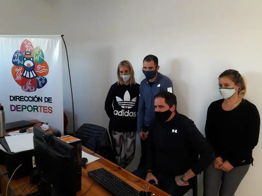 Se desarrolló la primera edición de "LARRedes Joven 2020"