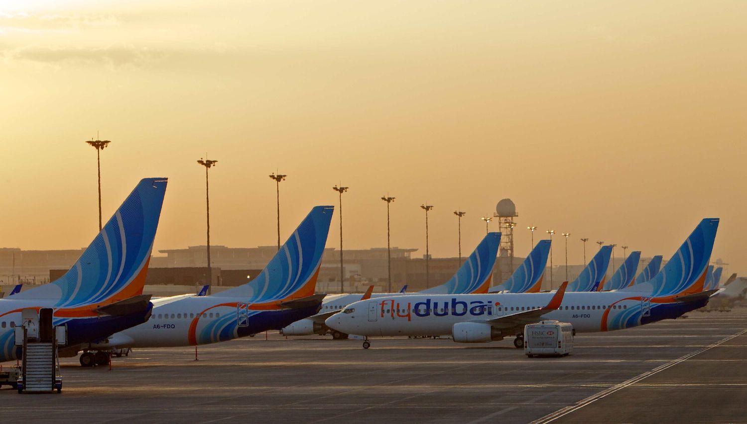 Luego de criticar a Boeing, Flydubai analiza realizar un gran pedido para el que también consideraría a Airbus