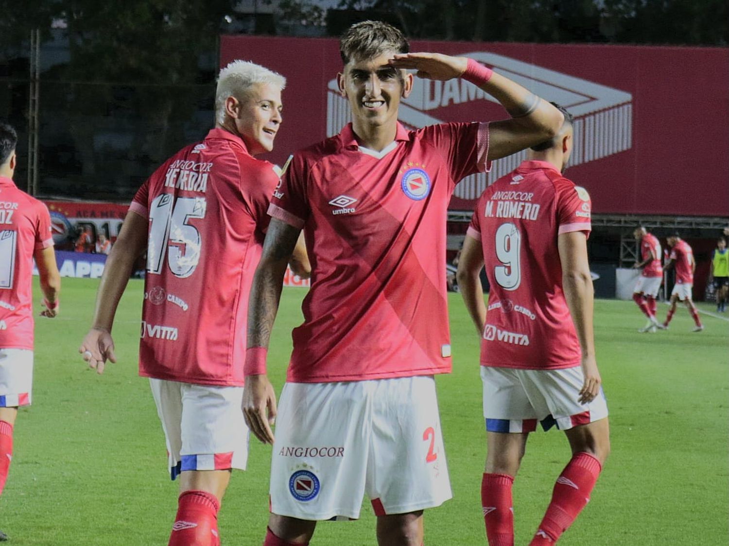 Lescano fue autor del primer gol.