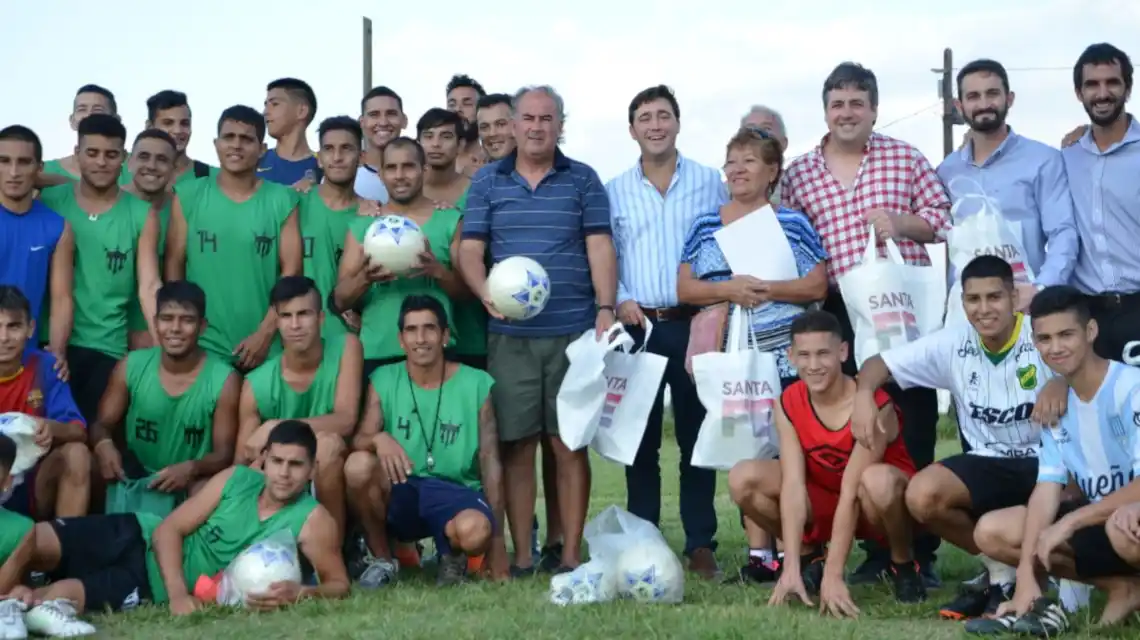 Entregaron insumos deportivos a la Asociación Deportiva y Social Loyola