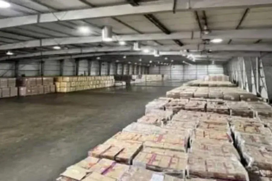 El juez federal Sebastián Casanello ordenó hoy el allanamiento de los galpones del ministerio de Capital Humano