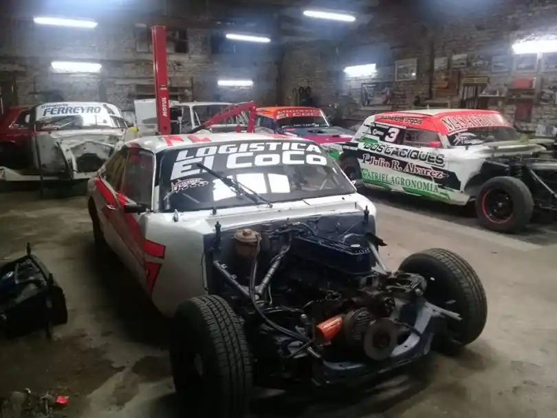 El Hansson Competición,  con cuatro autos en Lobería