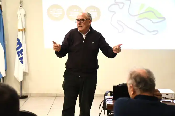 Especialistas abordaron el ACV como una urgencia neurológica y avanzan en estrategias de atención local