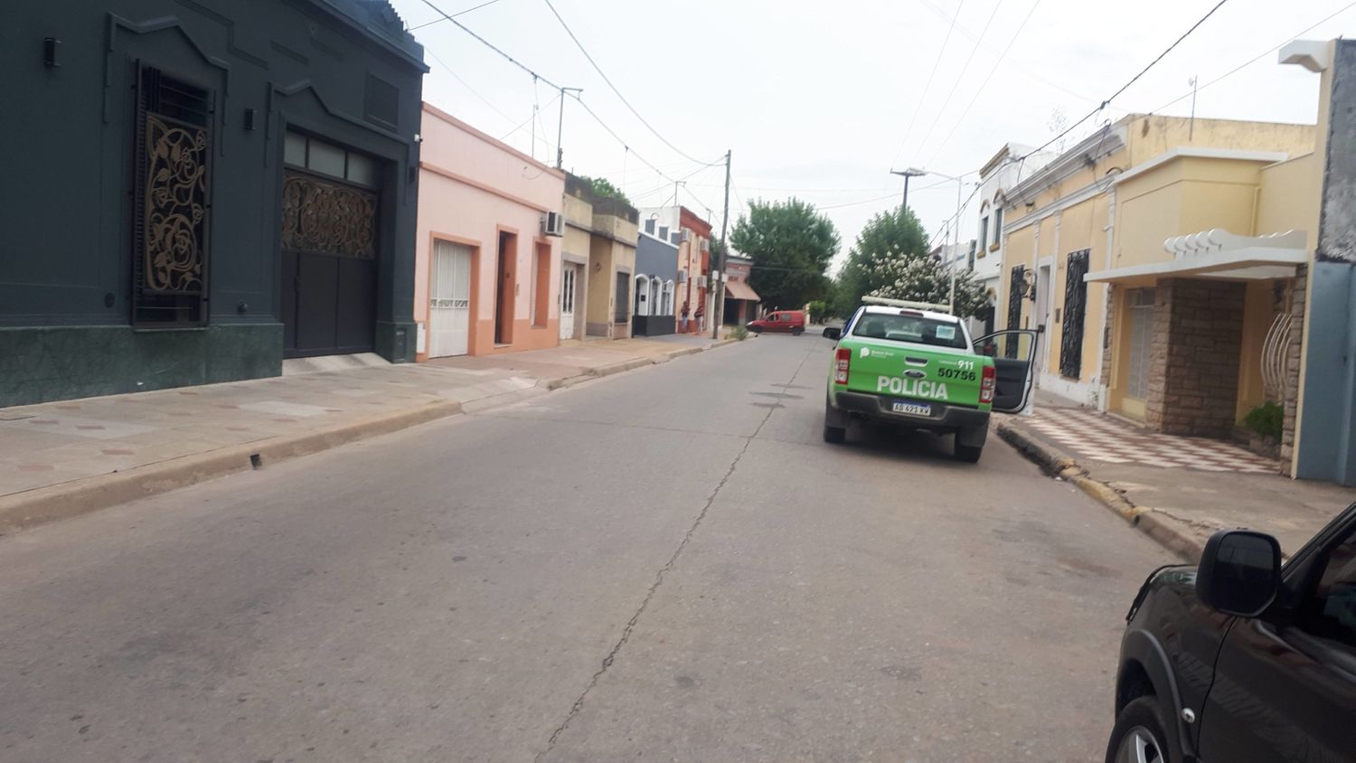 Lo allanaron por violencia de género y denunció que le “faltaron 30 mil pesos”