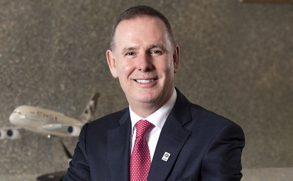 La nueva aerolínea saudí RIA quiere a Tony Douglas como CEO