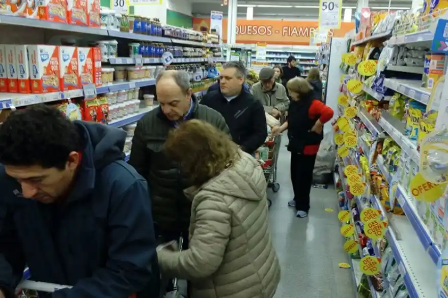 Junín: Desde el FR pidieron a Petrecca que adelante $3 mil municipales para aprovechar la promoción del Bapro 