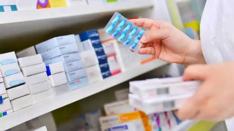 El Ministerio de Salud bonaerense lanzó una nueva licitación por casi $ 3.000 millones para adquirir fármacos.