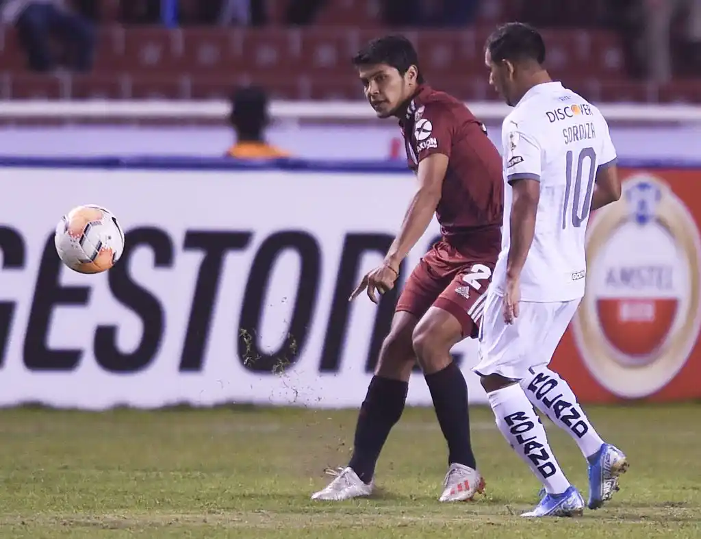 River guardó demasiado y lo pagó con tres goles