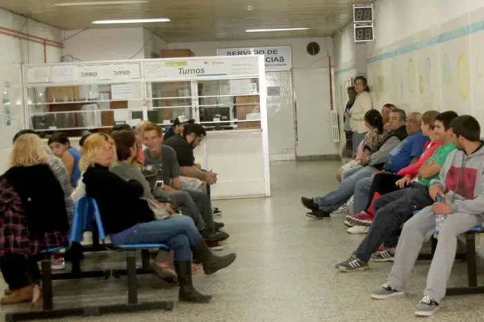 Paro del personal bancario y de médicos
