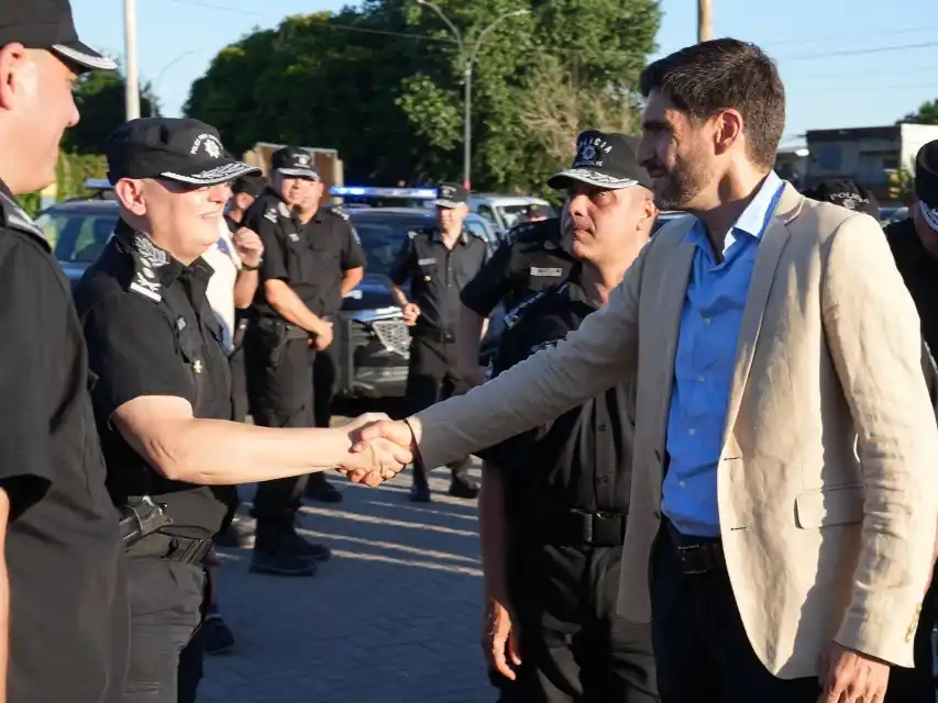 “Vamos a seguir invirtiendo, porque cada peso que ponen los contribuyentes santafesinos impacta positivamente en la seguridad pública”, destacó Pullaro.