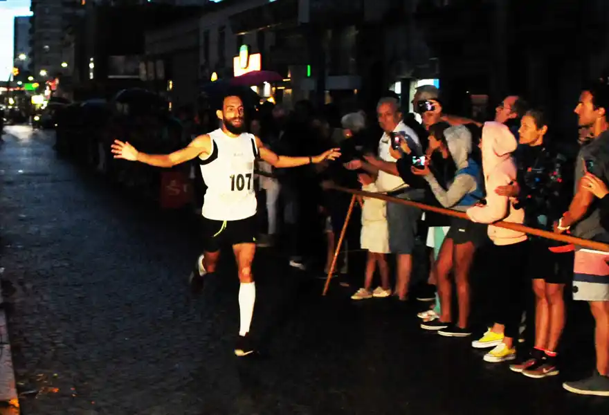 Villalba y Luna, los ganadores de la Pequeña San Silvestre
