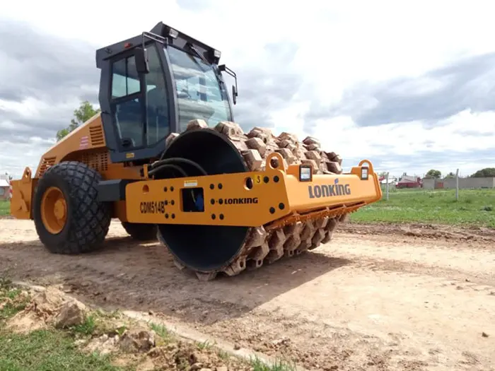 Avanza la construcción de la pista de atletismo en Lobería