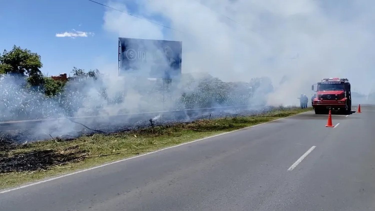 Los pastizales comenzaron a incendiarse