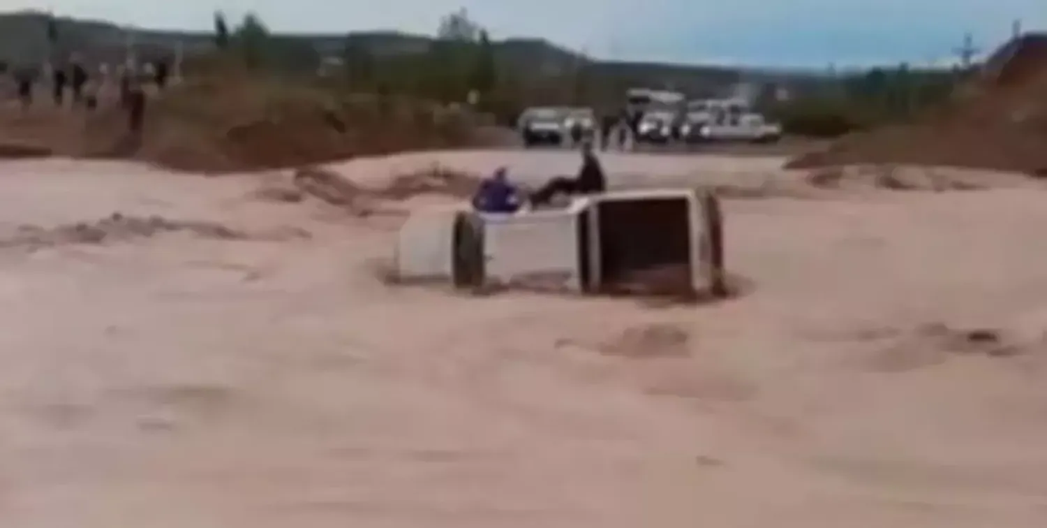 Fuerte temporal en Neuquén y Río Negro: rescate de personas y rutas cortadas