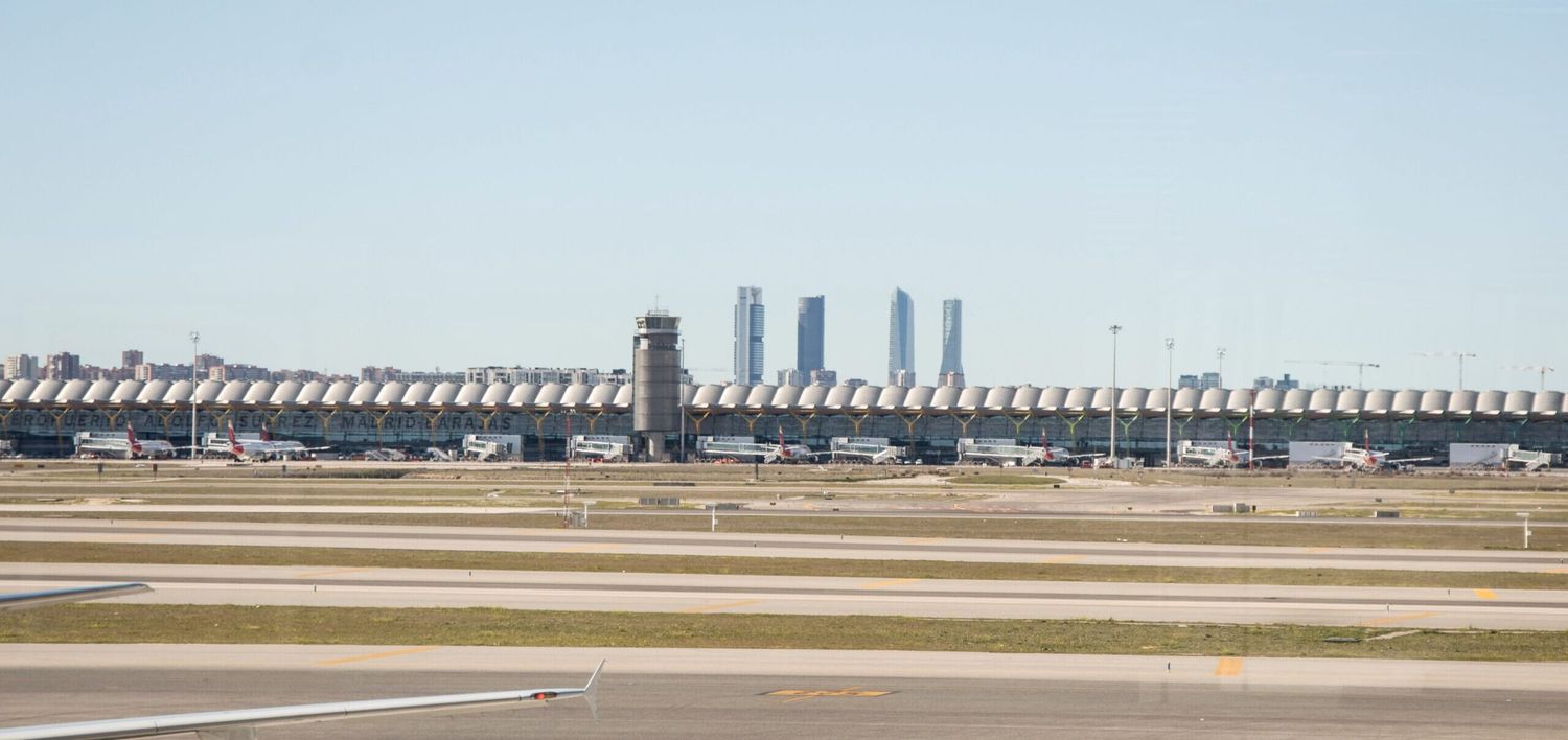 Aena adjudica el parque solar fotovoltaico del aeropuerto de Madrid-Barajas