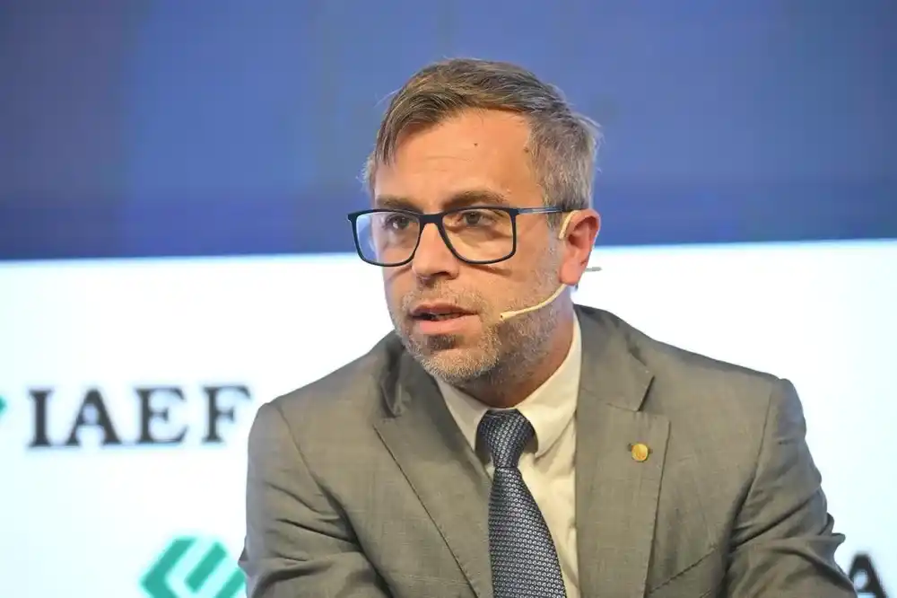 Desde el Gobierno relativizan la crisis y anticipan un desplome de la inflación