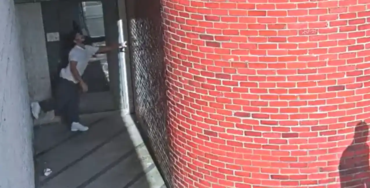 Investigan al oficial de la torre de vigilancia que no dio el alerta.