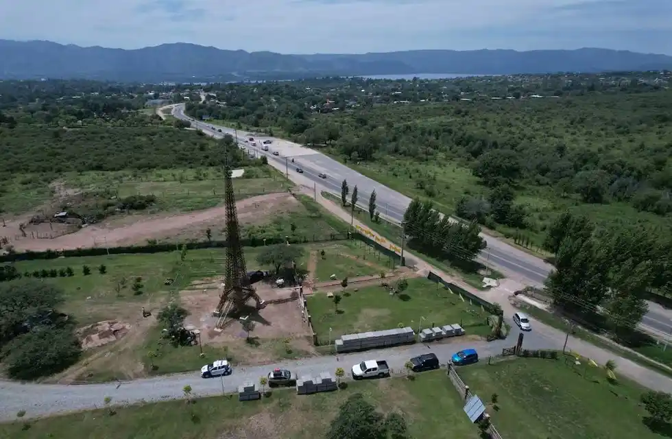 torre eiffel cordoba