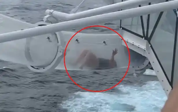 Una pasajera de un crucero quedó atrapada dentro de un tobogán transparente suspendido a más de 30 metros sobre el océano.