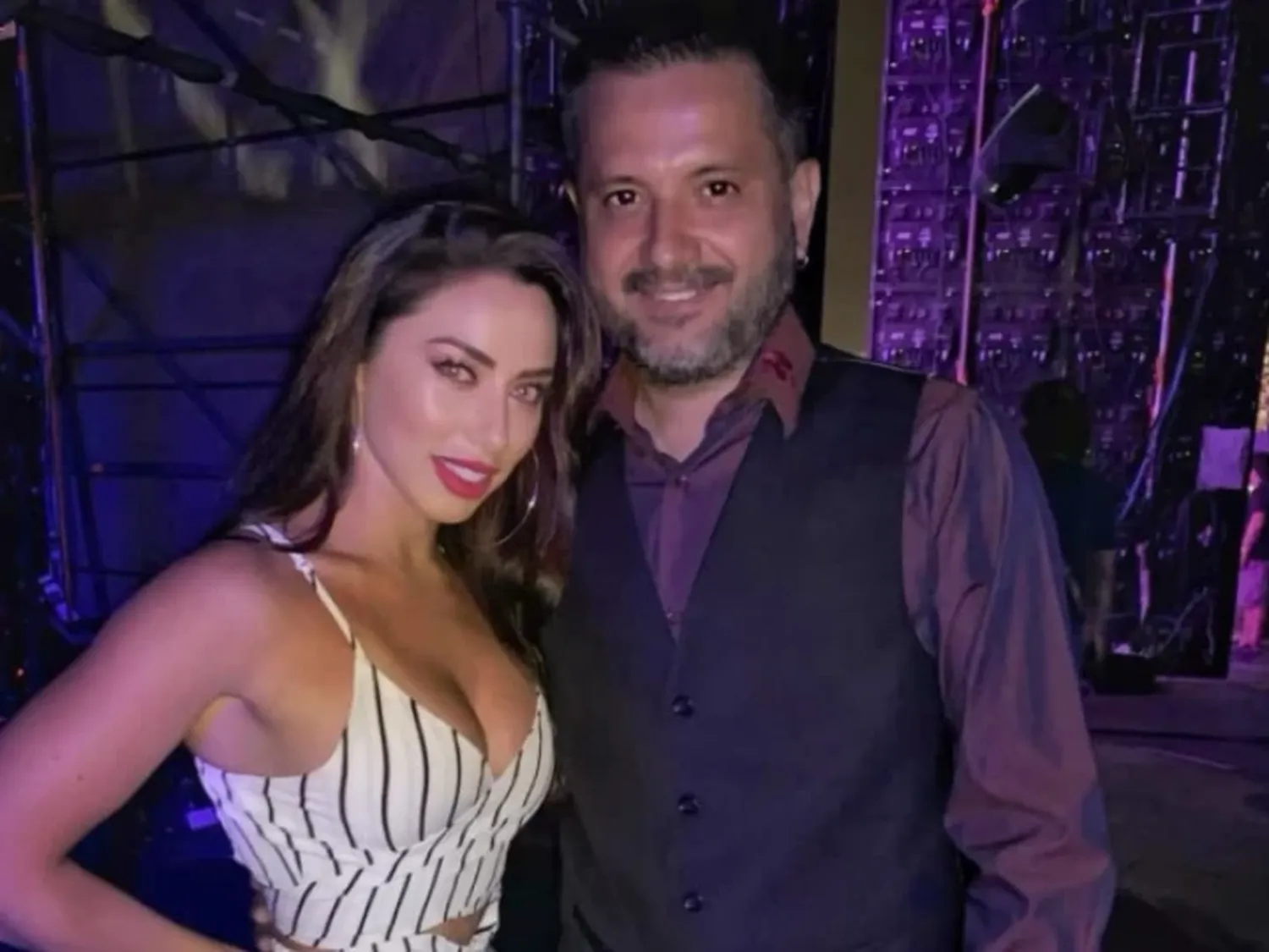 El cantante junto a la modelo mendocina Barbie Muriel