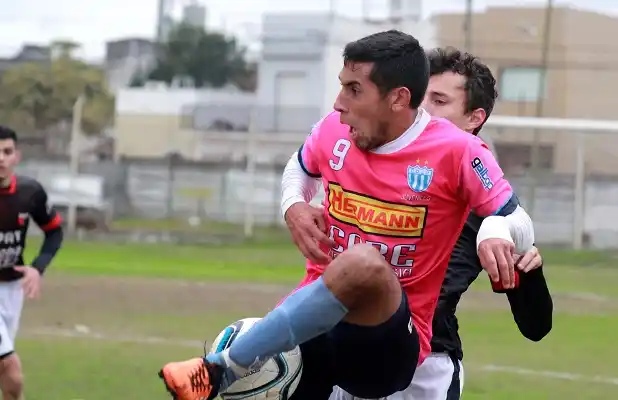 Juventud pudo recuperarse y sumó de a tres ante Defensores
