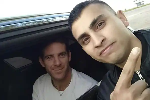 Hacía dedo en la ruta y lo levantó Juan Martín Del Potro