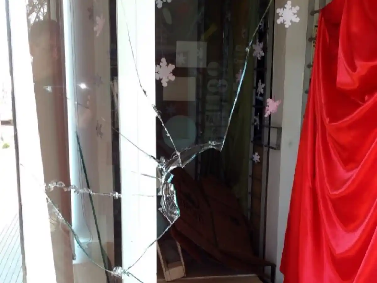 [VIDEO] Robo en Preciomanías: se llevaron unos $6.000 en mercadería