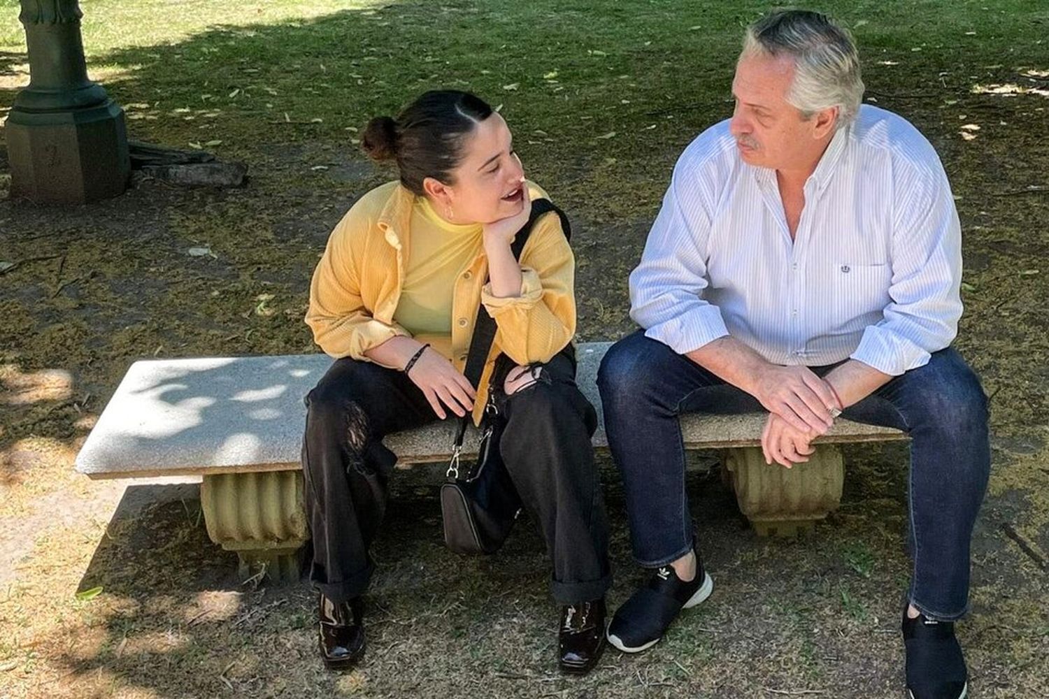 Alberto Fernández y Ofelia Fernández, cuando el entonces presidente la recibió tras denuncias por agresiones. Foto Twitter Ofelia Fernández