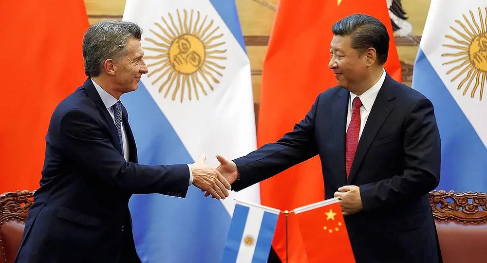 China apoya las negociaciones de la Argentina con el FMI