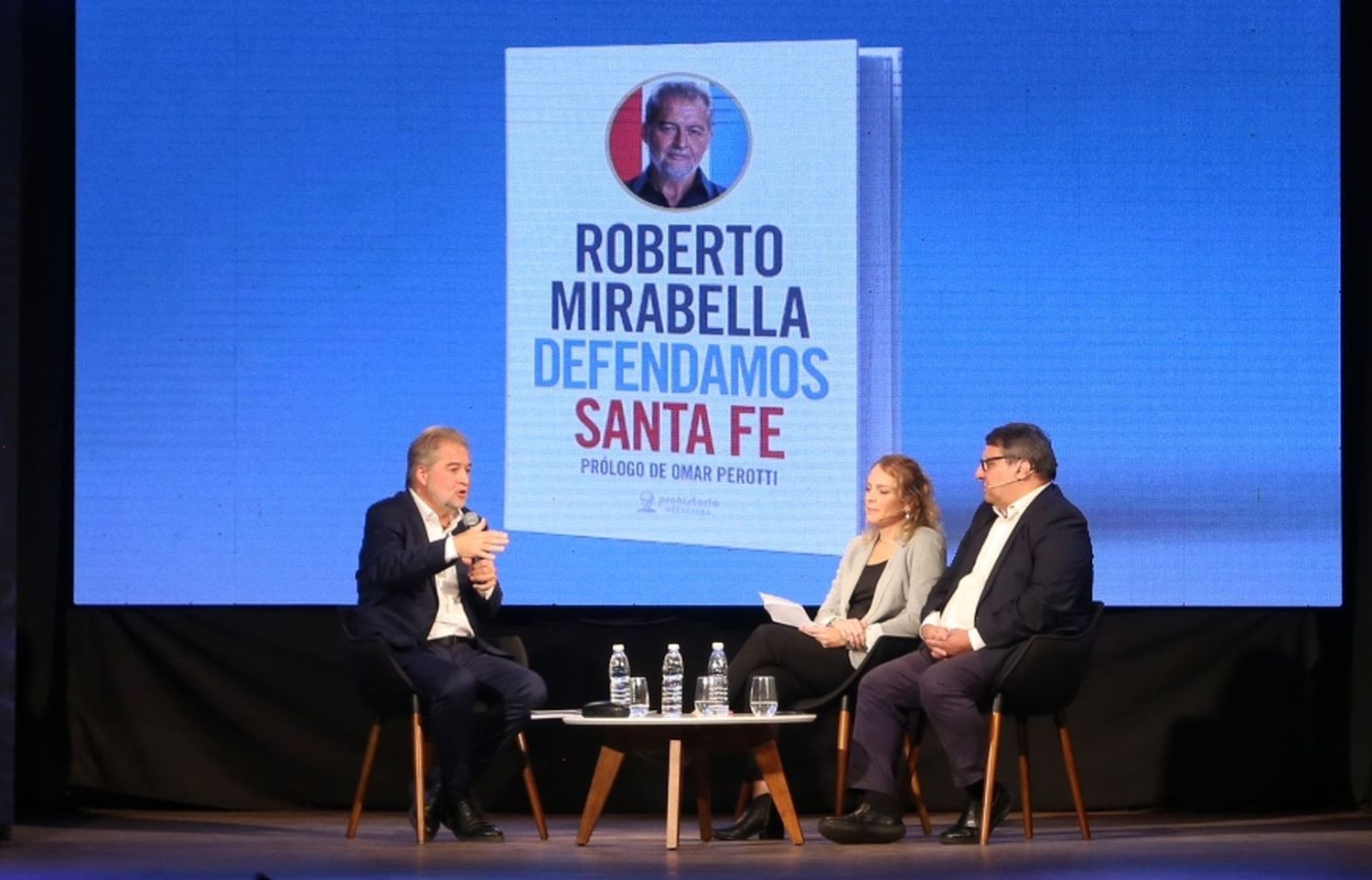 Roberto Mirabella presentó su libro Defendamos Santa Fe y aseguró: “Me daría mucho orgullo gobernar la provincia”