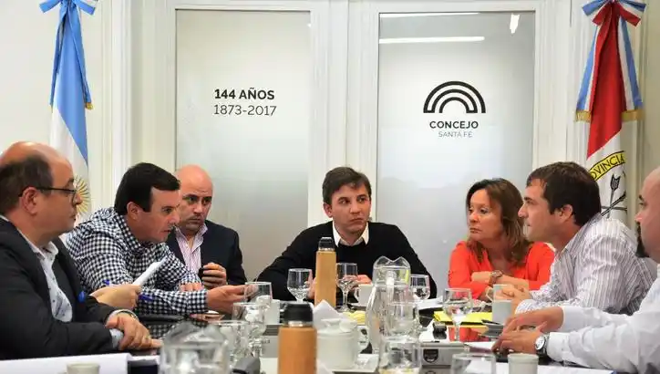 Puerto: el representante municipal en el Ente concurrió al Concejo