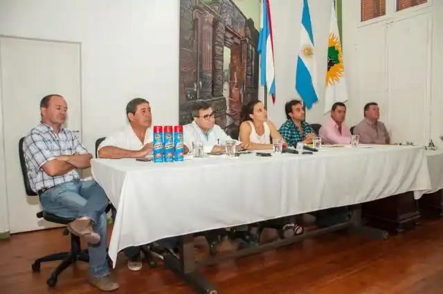 Espuma: la Municipalidad brindó explicaciones sobre lo sucedido