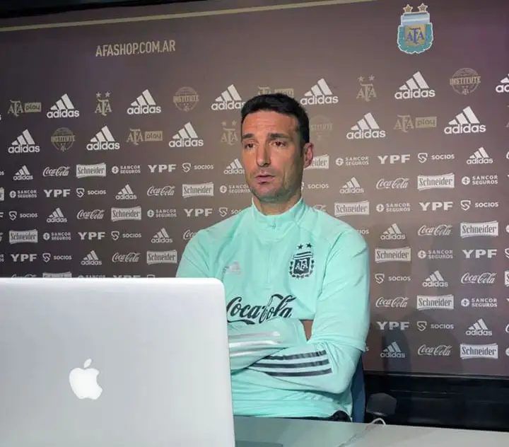 Scaloni se refirió a varios temas.