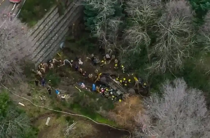 San Martín de los Andes: al menos cuatro muertos en el vuelco de un camión del Ejército