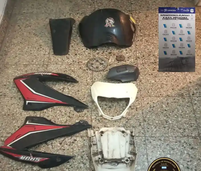 Secuestraron partes de motos robadas en un allanamiento