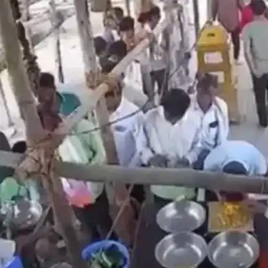 El techo de un templo colapsó y dejó un saldo de varias personas fallecidas y heridas de gravedad. Foto: captura video.