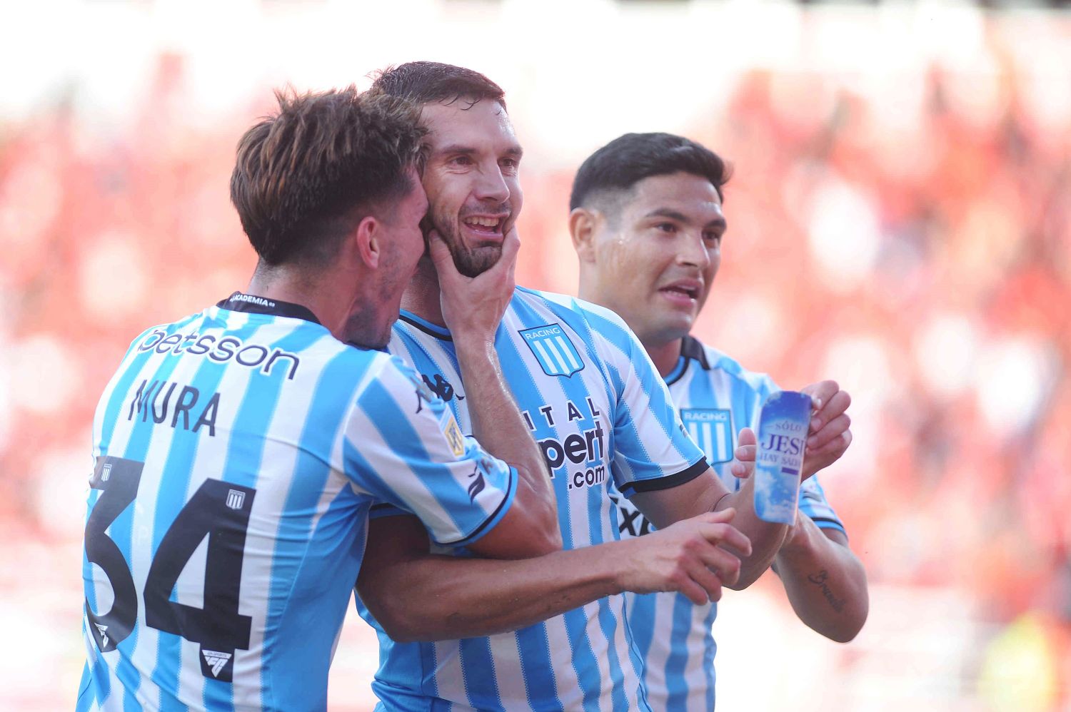"Maravilla" Martínez firmó el gol de la victoria.