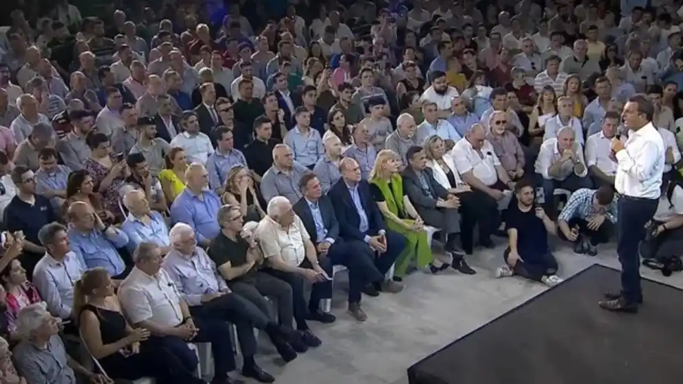 Massa en Santa Fe: mensaje al gobernador electo Pullaro y referencia a Rosario