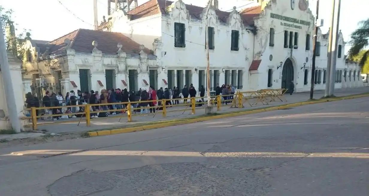 El mensaje intimidatorio es confuso, pero deja en claro que el objetivo de las amenazas son familiares de reclusos.