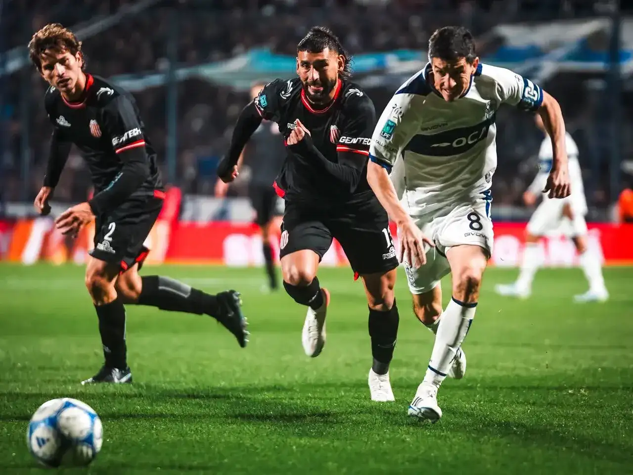 "Nacho" Fernández, a la carrera en La Plata.