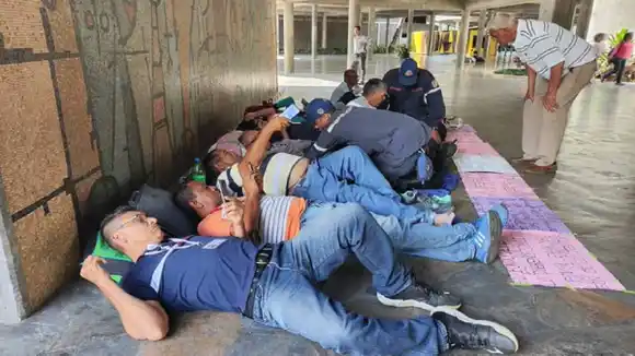 CUANDO REMATAR LA CASA es la única opción: sacrificios de los jubilados de Pdvsa en huelga de hambre